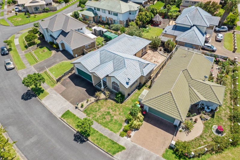 1A Sandalwood Place, Somerville, Manukau - Carousel 2