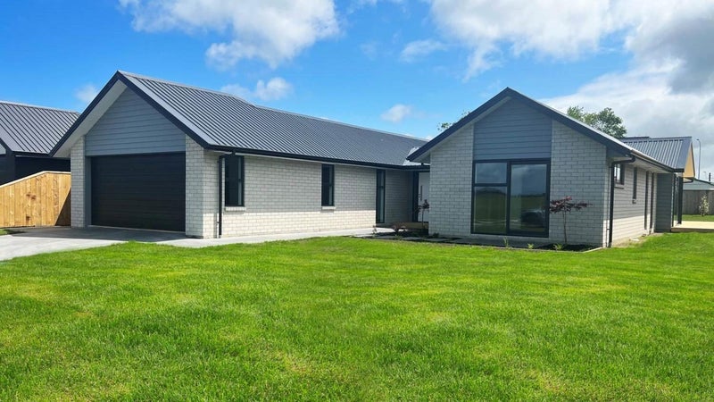 18 Patty Lane, Patumahoe, Pukekohe - Carousel 1