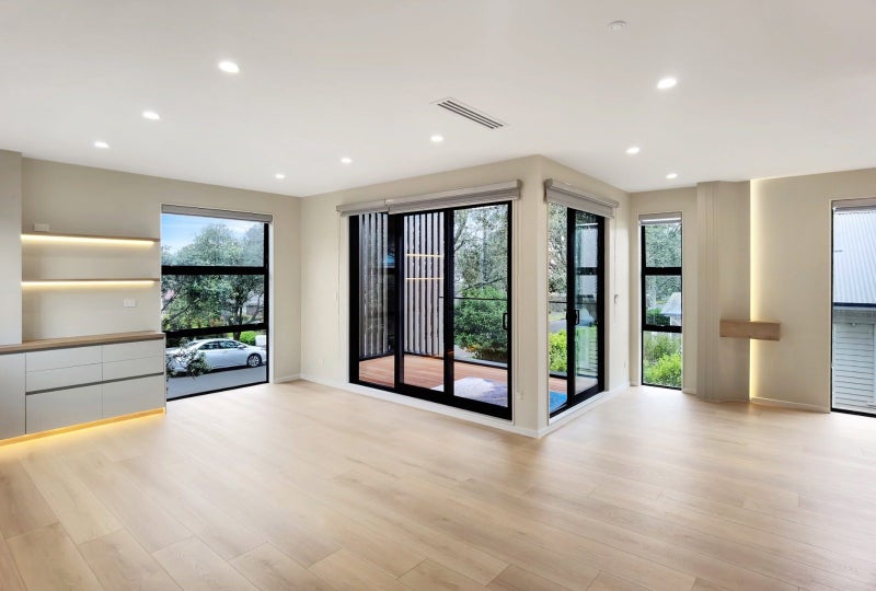 14A Atarangi Road, Greenlane, Auckland - Carousel 2