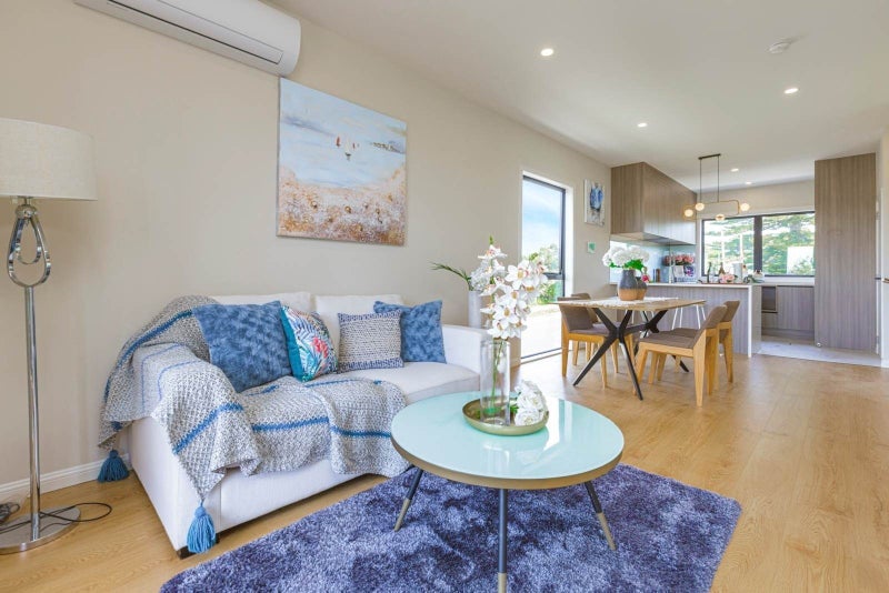 55 Kawiti Avenue, Point England, Auckland - Carousel 2