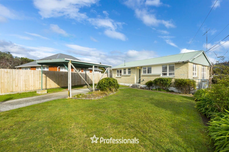 52 Mary Crescent, Elderslea, Upper Hutt - Carousel 2