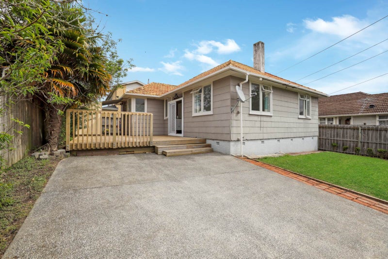 13A Holbrook Street, Avondale, Auckland - Carousel 1