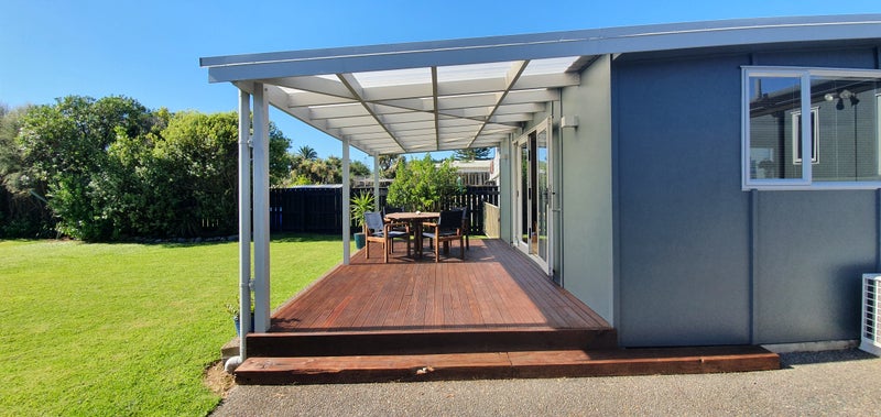 77 Park Avenue, Waitarere Beach, Levin - Carousel 1
