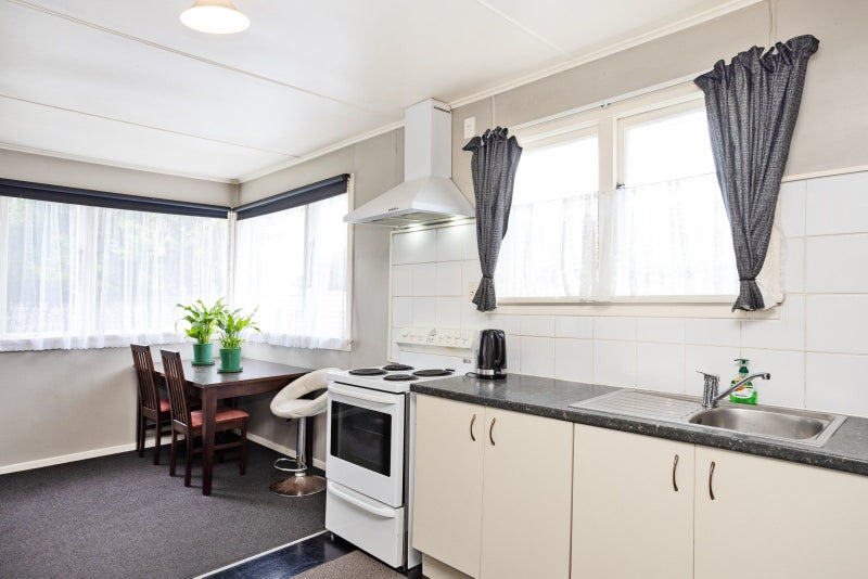 15 Dunbeath Crescent, Kew, Invercargill - Carousel 2