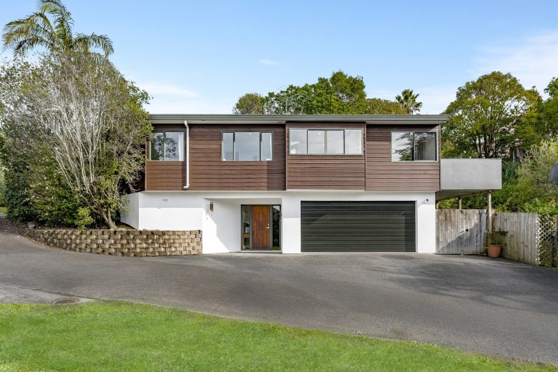 2/177 Carlisle Road, Northcross, Auckland - Carousel 1
