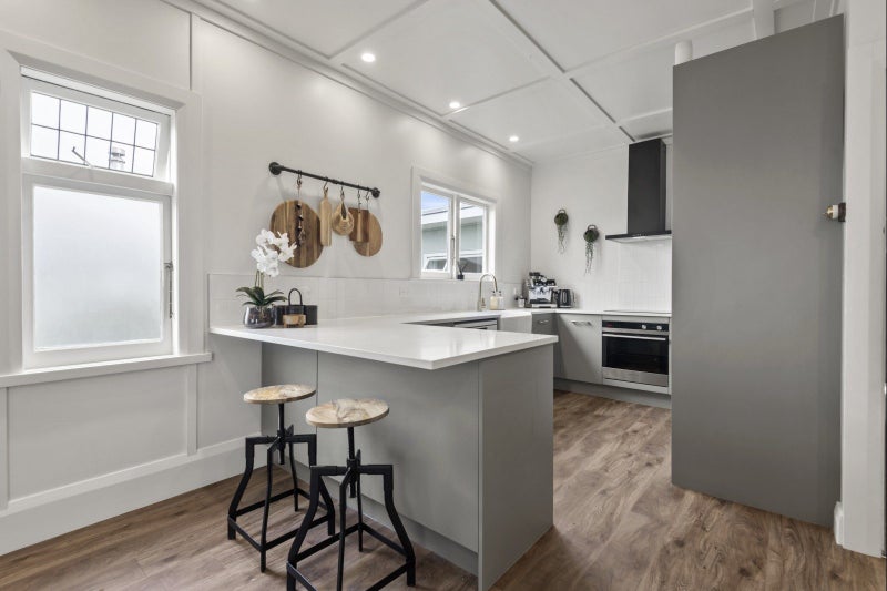 73 Brightwater Terrace, Terrace End, Palmerston North - Carousel 2