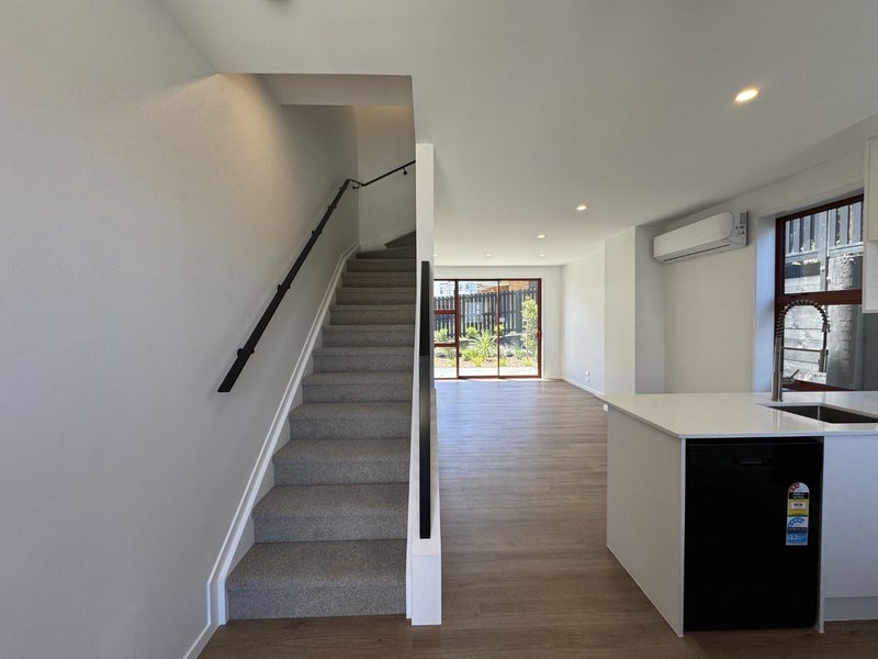 18 Maea Lane, Mount Roskill, Auckland - Carousel 2