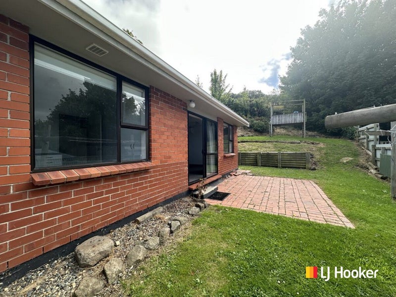 3 Ballance Street, Caversham, Dunedin - Carousel 1