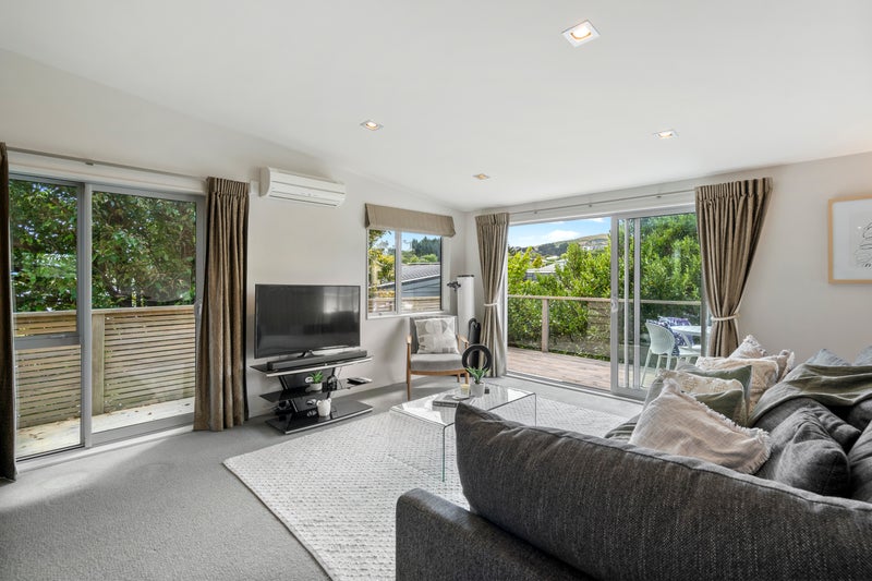 42A Bracken Road, Paparangi, Wellington - Carousel 2