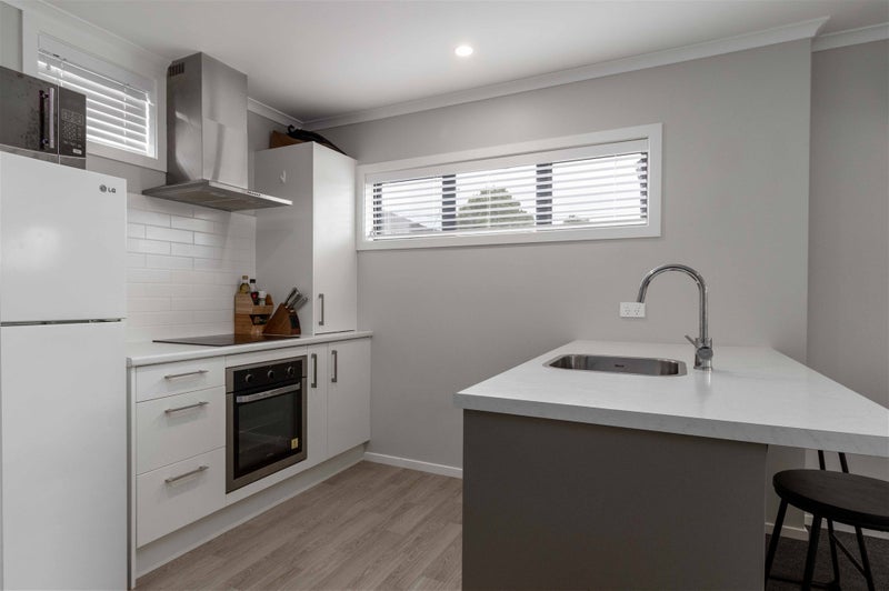 3/27 Campbell Street, Frankton, Hamilton - Carousel 2