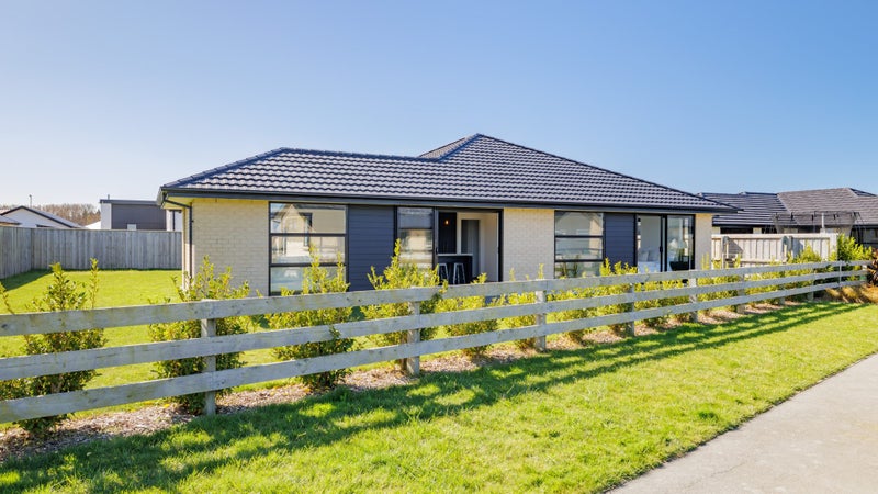 7 Eilken Lane, Lincoln, Lincoln - Carousel 1
