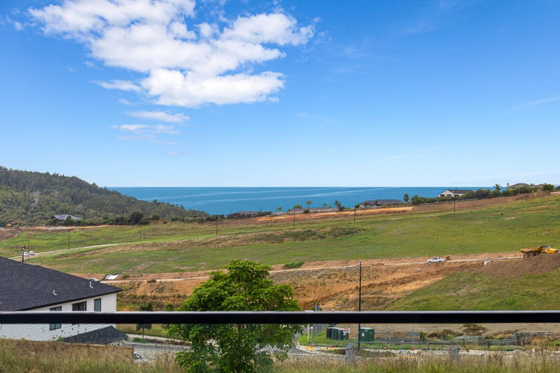 60 Matangi View Drive, Orewa, Orewa - Carousel 2