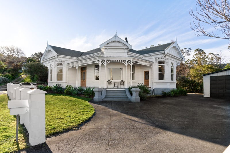 26 Hill Road, Whataupoko, Gisborne - Carousel 2