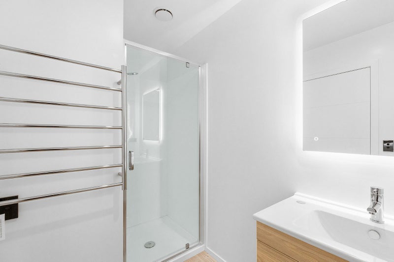 6/3 Vesty Avenue, Hillcrest, Hamilton - Carousel 21