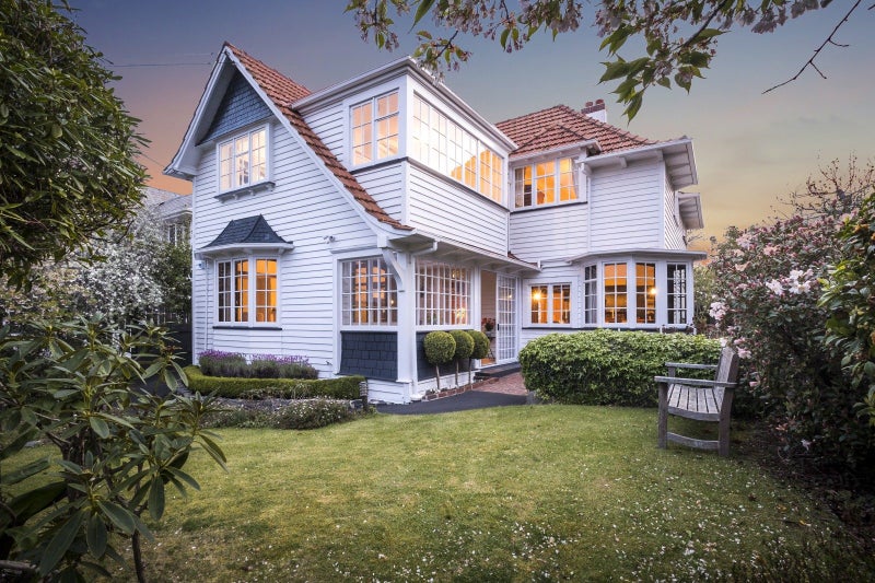 8 Claremont Street, Maori Hill, Dunedin - Carousel 2