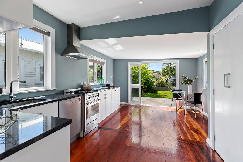 88 Hobart Street, Miramar, Wellington - Carousel 1