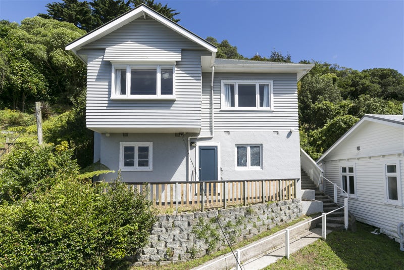 46 Rakau Road, Hataitai, Wellington - Carousel 1