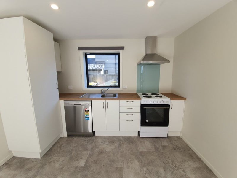 6/481 Barbadoes Street, Edgeware, Christchurch - Carousel 2