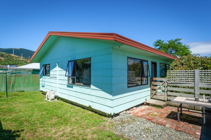 9A Nikau Street, Stoke, Nelson - Carousel 11