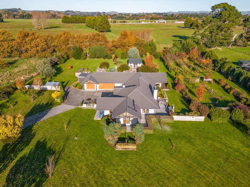 39 Welch Road, Masterton - Carousel 1