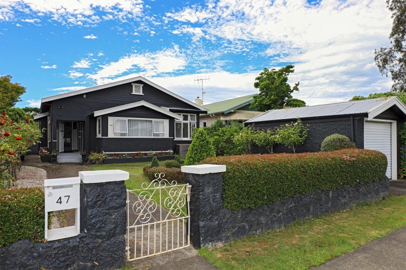 47 Vigor Brown Street, Napier South, Napier - Carousel 1