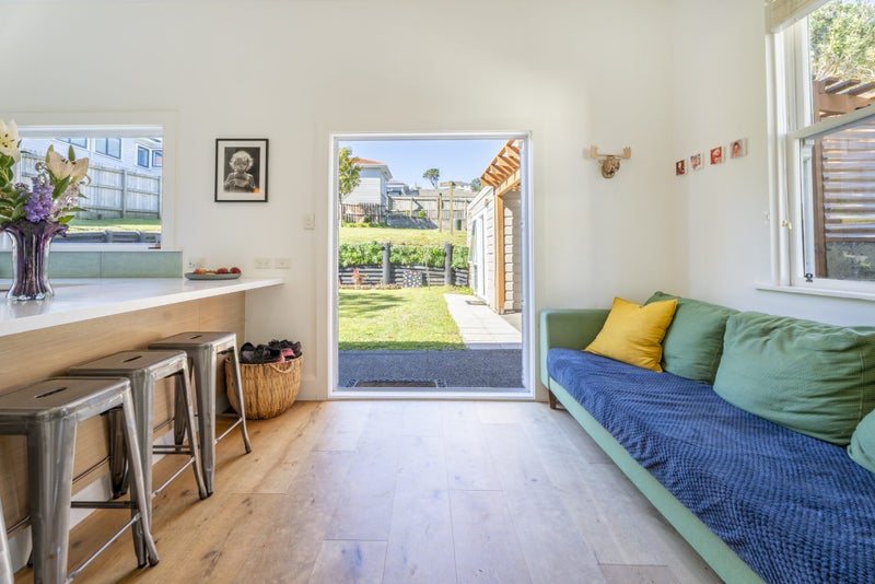 8 Arthur Carman Street, Johnsonville, Wellington - Carousel 2