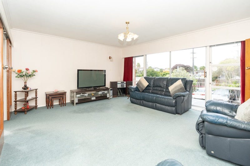 337 Cobham Drive, Hillcrest, Hamilton - Carousel 2