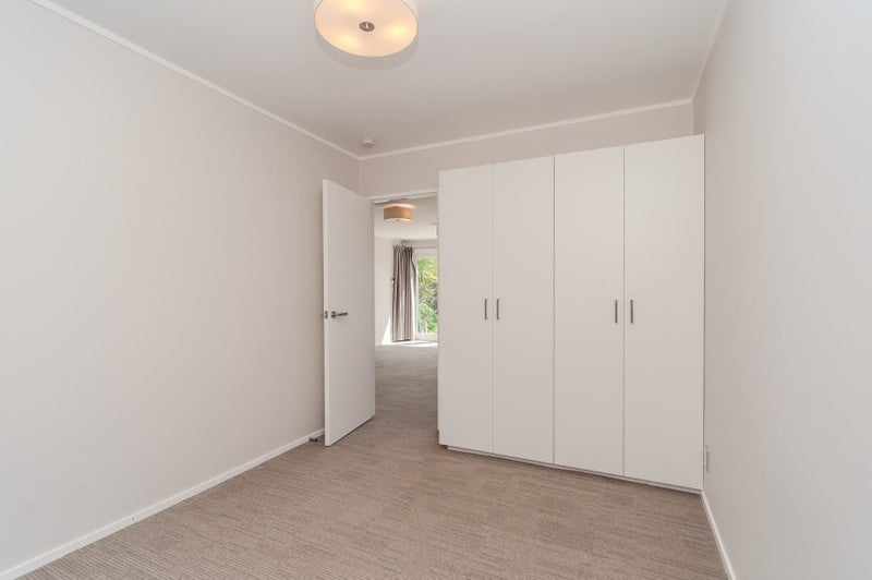 81 Townsend Road, Miramar, Wellington - Carousel 12