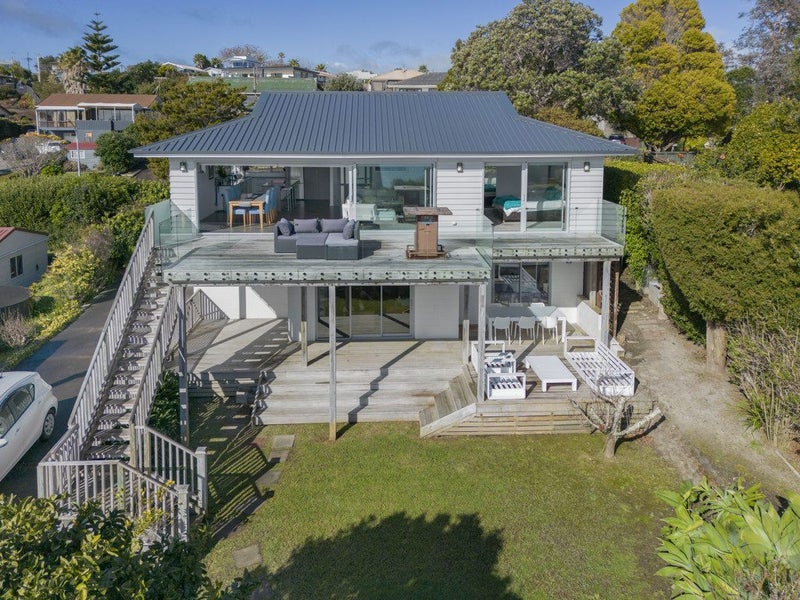 140 Pacific Parade, Army Bay, Whangaparaoa - Carousel 2