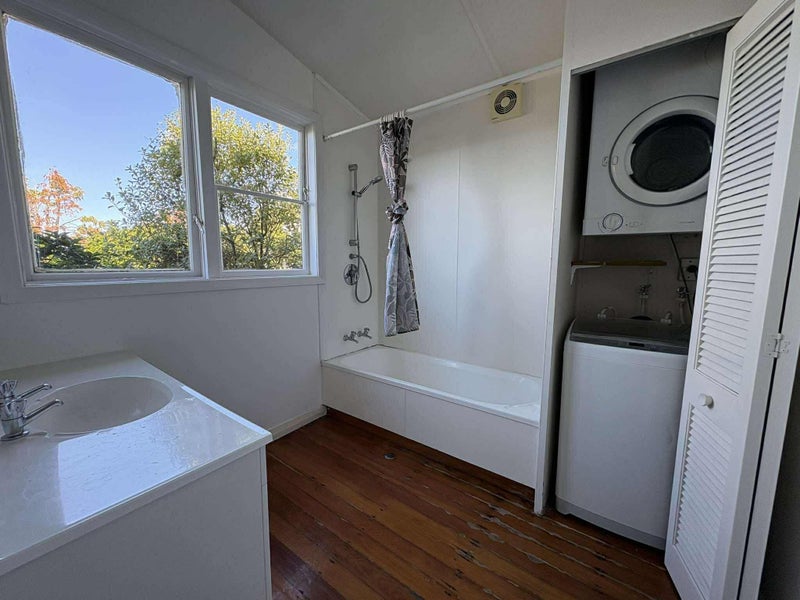 43A Baroda Street, Khandallah, Wellington - Carousel 13