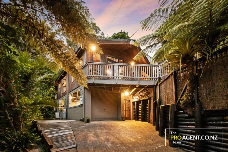 53 Waima Crescent, Titirangi, Auckland - Carousel 1