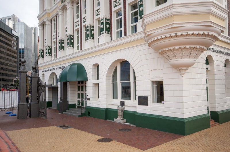 3.13/1 Queens Wharf, Wellington Central, Wellington - Carousel 14