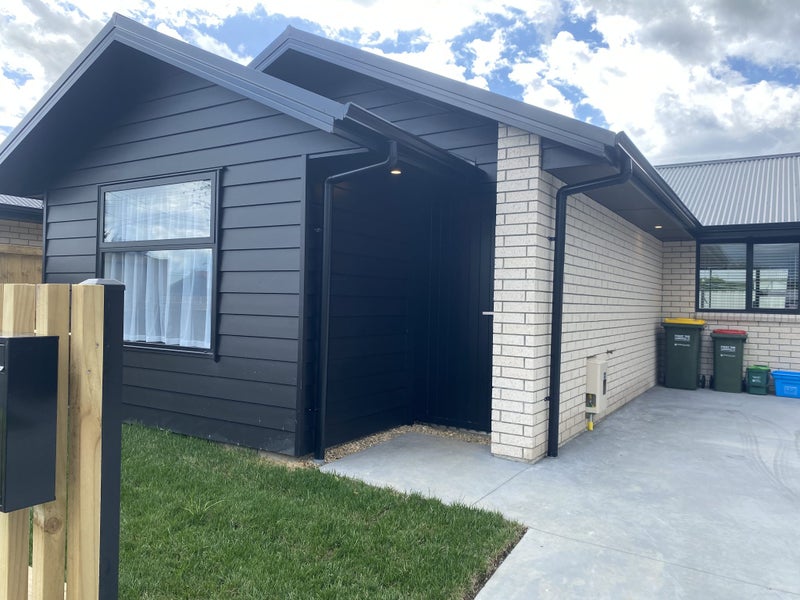 1/92 Grandview Road, Nawton, Hamilton - Carousel 1