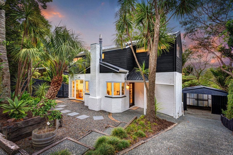 755 West Coast Road, Oratia, Auckland - Carousel 1
