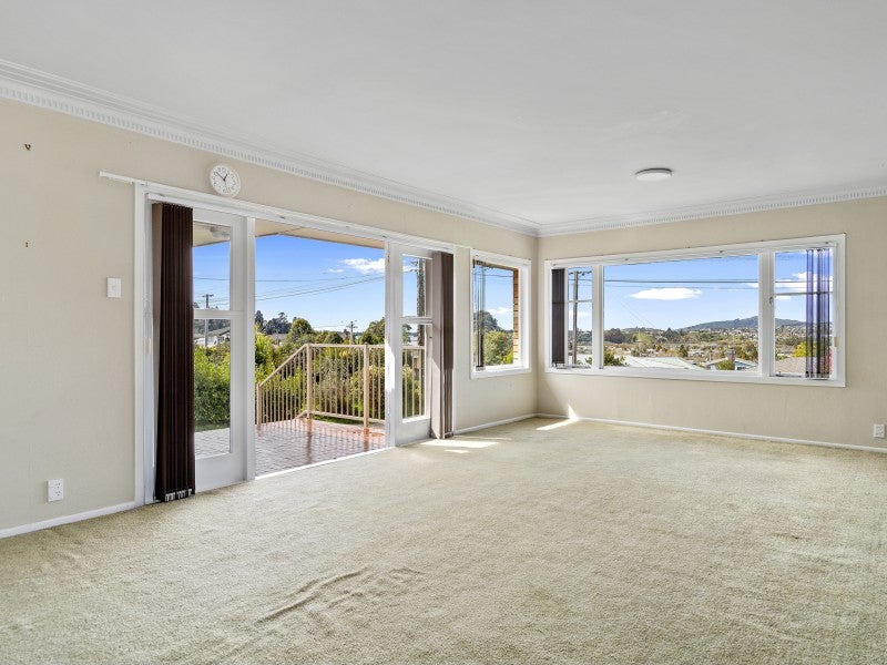 9 Simmonds Grove, Greerton, Tauranga - Carousel 2