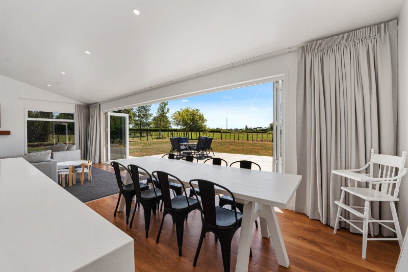 38B Flint Road West, Stratford - Carousel 2
