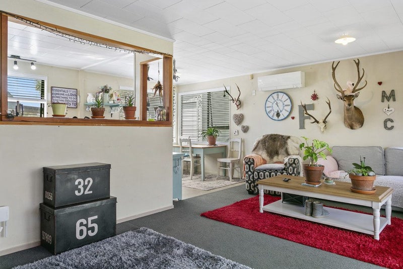 35 Rangiamohia Road, Turangi - Carousel 1