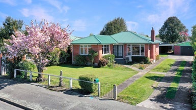 69 Leeston Street, Hampstead, Ashburton - Carousel 1