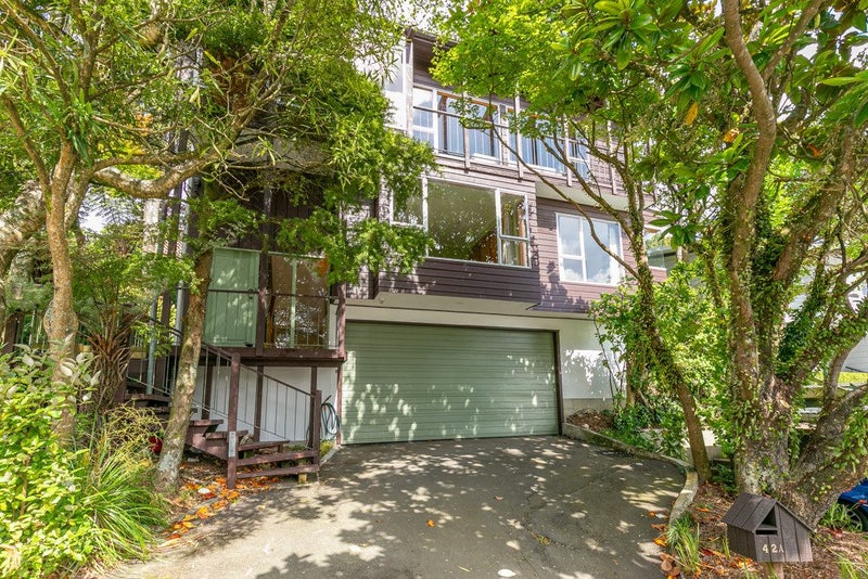 42A Nicholson Road, Khandallah, Wellington - Carousel 2