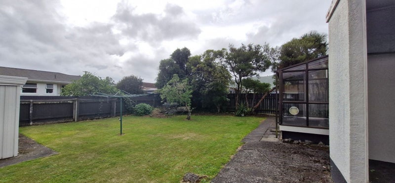 5 Henry Street, Ebdentown, Upper Hutt - Carousel 18