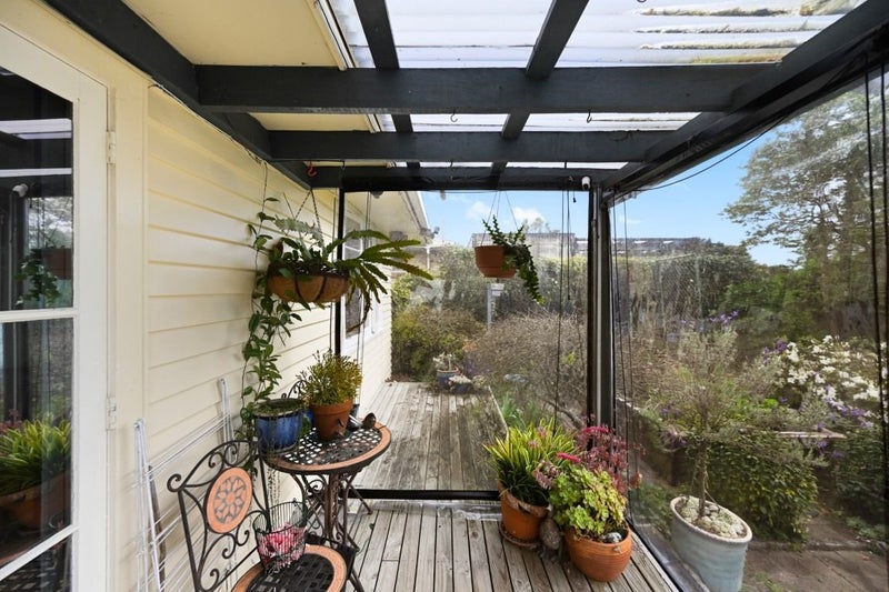 25 Greta Street, Glenview, Hamilton - Carousel 17