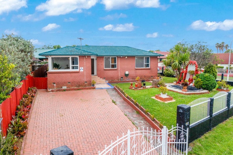 52 Hall Avenue, Mangere, Auckland - Carousel 2