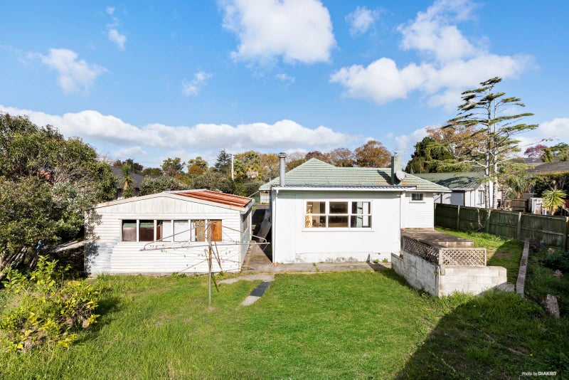 1/202 Lake Road, Northcote, Auckland - Carousel 2