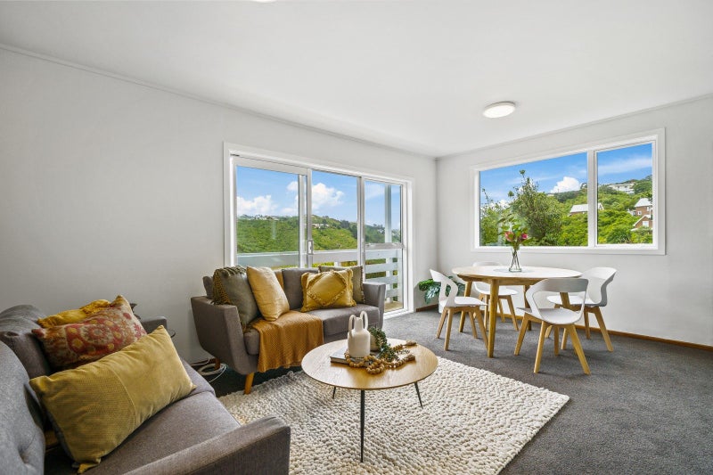 1/9A Columbia Way, Kingston, Wellington - Carousel 1