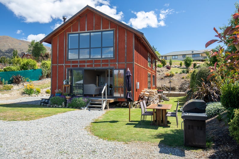 55 Nichol Street, Wanaka - Carousel 2