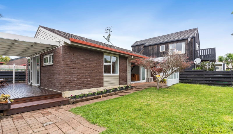 17 Pohutukawa Place, Ellerslie, Auckland - Carousel 2