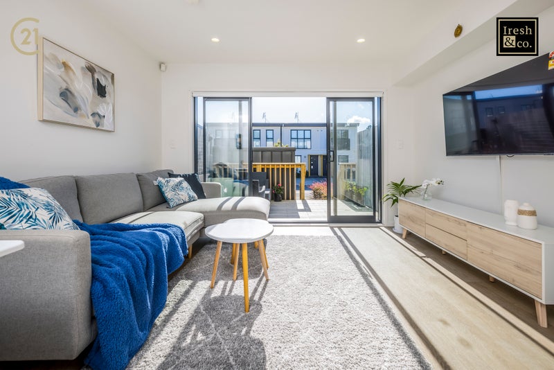 78C Opaheke Road, Opaheke, Papakura - Carousel 1