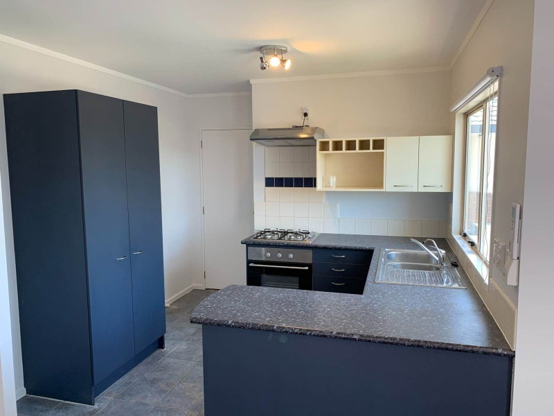 11/520 Don Buck Road, Westgate, Auckland - Carousel 1