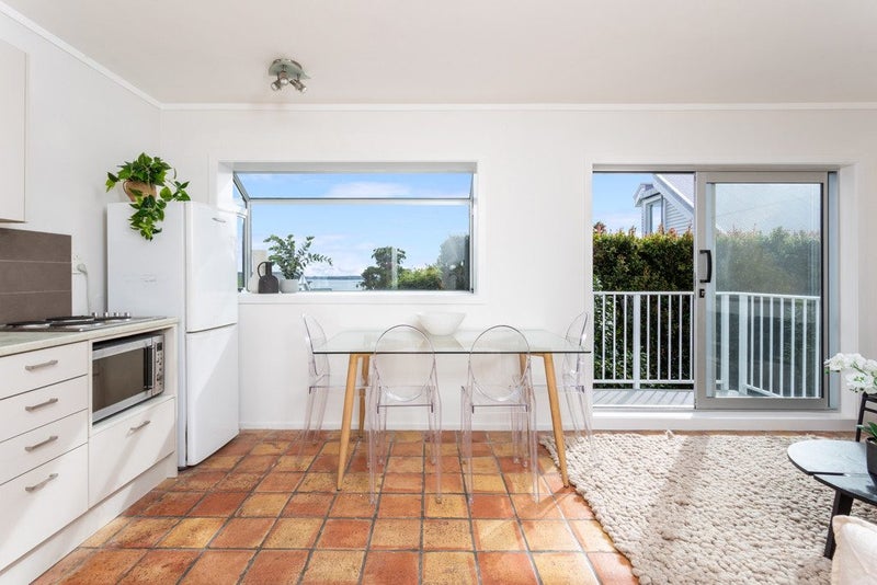 1B Caroline Street, Saint Marys Bay, Auckland - Carousel 2