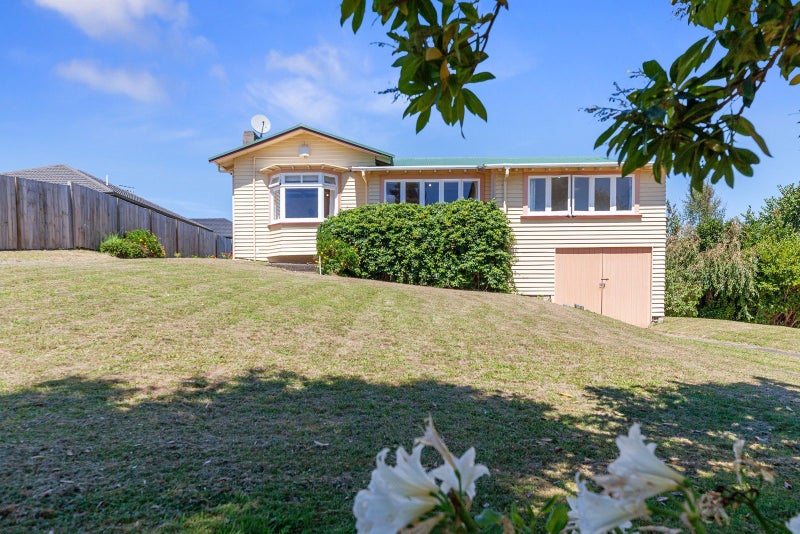 24 Glen Terrace, Te Puke - Carousel 1